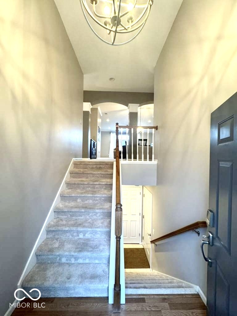 9083 Alcott Court Fishers, IN 46037 - Photo 3 of 27