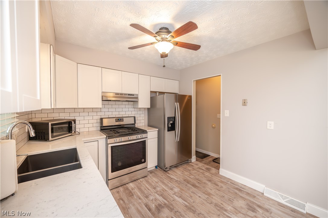 4829 New Road Austintown, OH 44515 - Photo 6 of 49