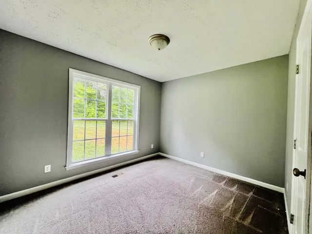 $279,900 | 6 Short Creek Road, Dellrose, TN 38453