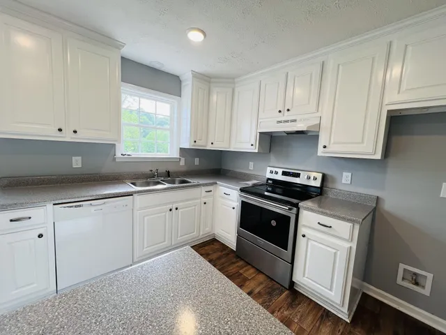 $279,900 | 6 Short Creek Road, Dellrose, TN 38453