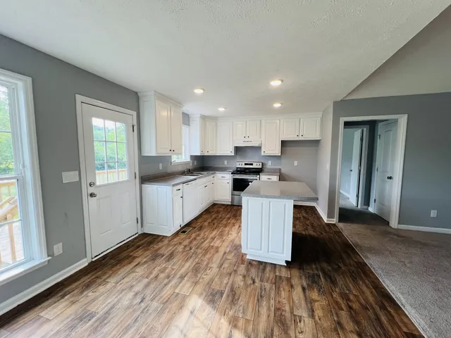 $279,900 | 6 Short Creek Road, Dellrose, TN 38453