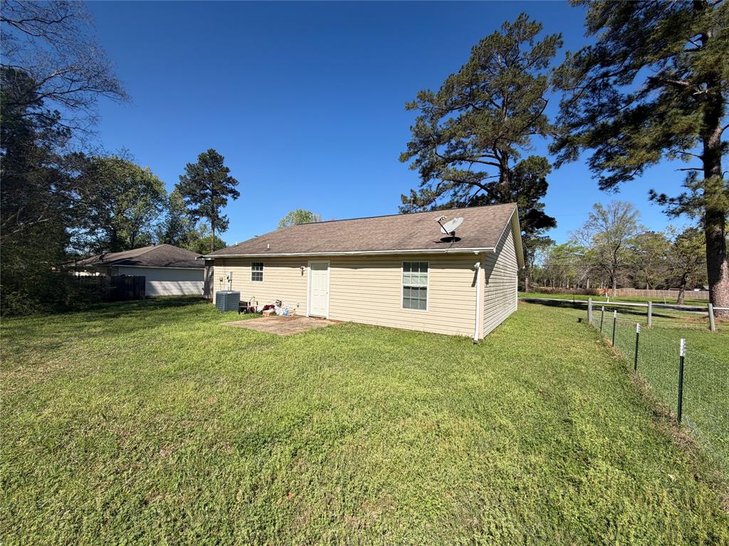2502 Davisville Road Lufkin, TX 75901 - Photo 28 of 30 a view of a house with a yard