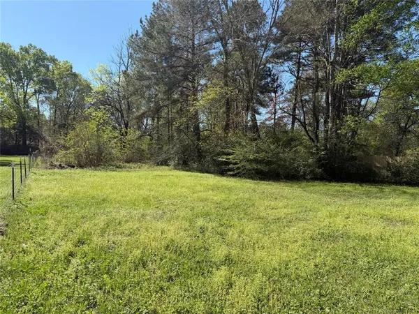 a view of outdoor space with a garden