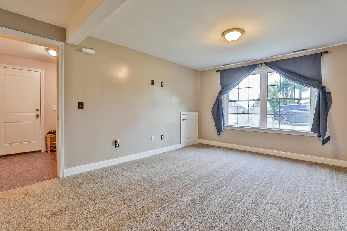 42 Pine Hill Road Nashua, NH 03063 - Photo 18 of 25 Gallery Image 18