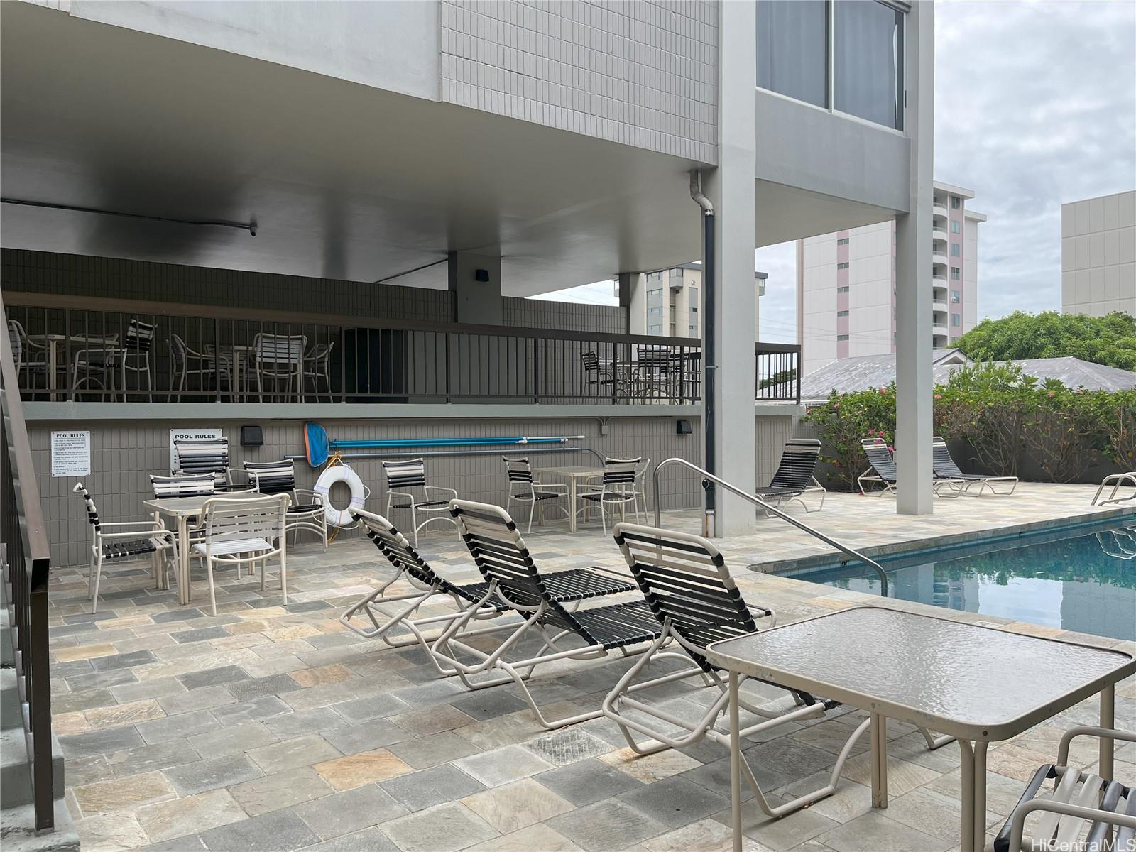 1545 Nehoa Street, Unit 404 Honolulu, HI 96822 - Photo 13 of 15 Recreation Area