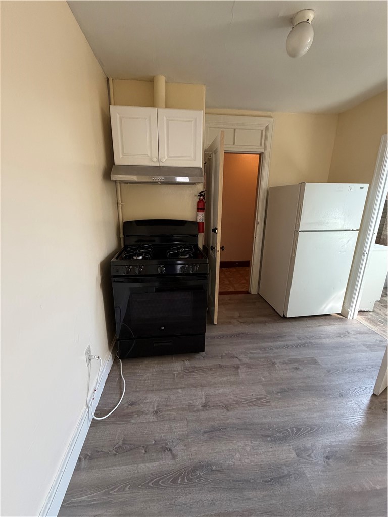156 Garden Street, Unit 3RT Pawtucket, RI 02860 - Photo 3 of 7
