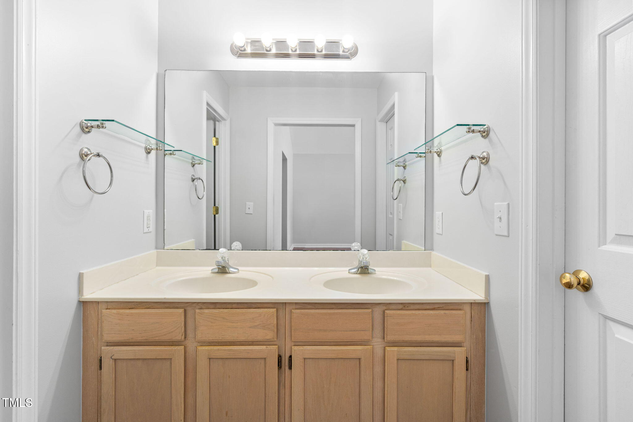2912 Enson Place Raleigh, NC 27603 - Photo 16 of 47 Primary Bath