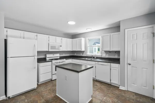 $1,850 | 2912 Enson Place, Raleigh, NC 27603