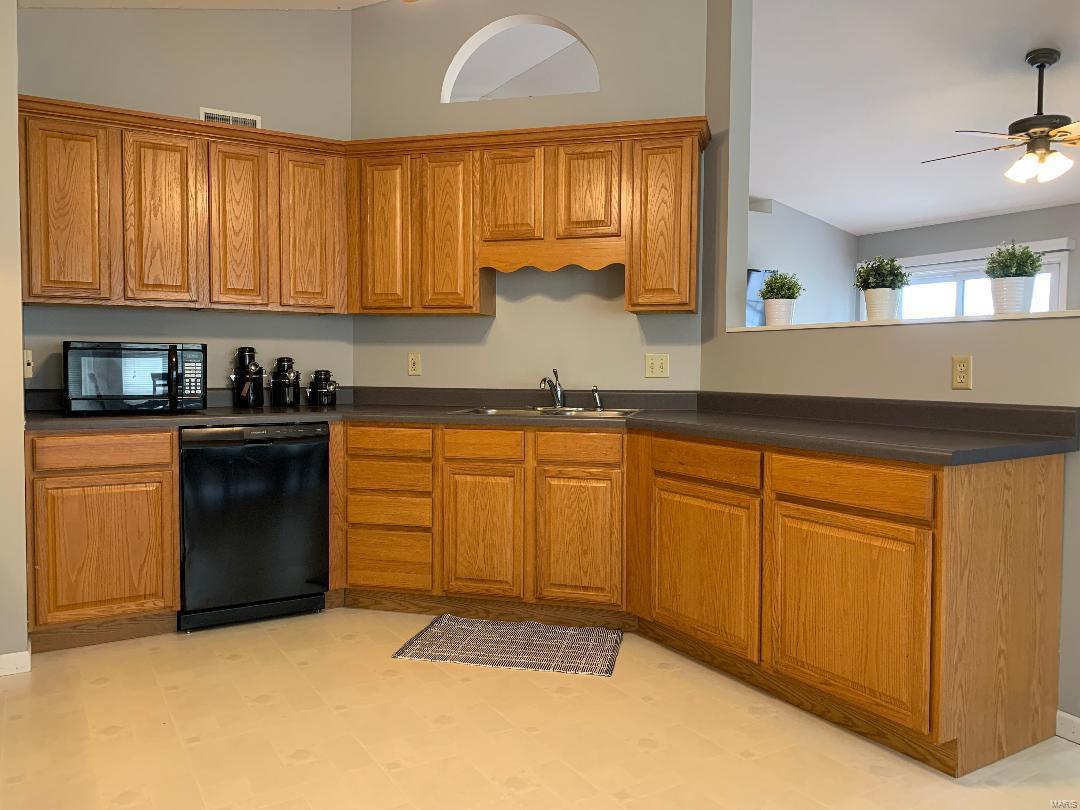 108 West Hunters Ridge Valmeyer, IL 62295 - Photo 16 of 36