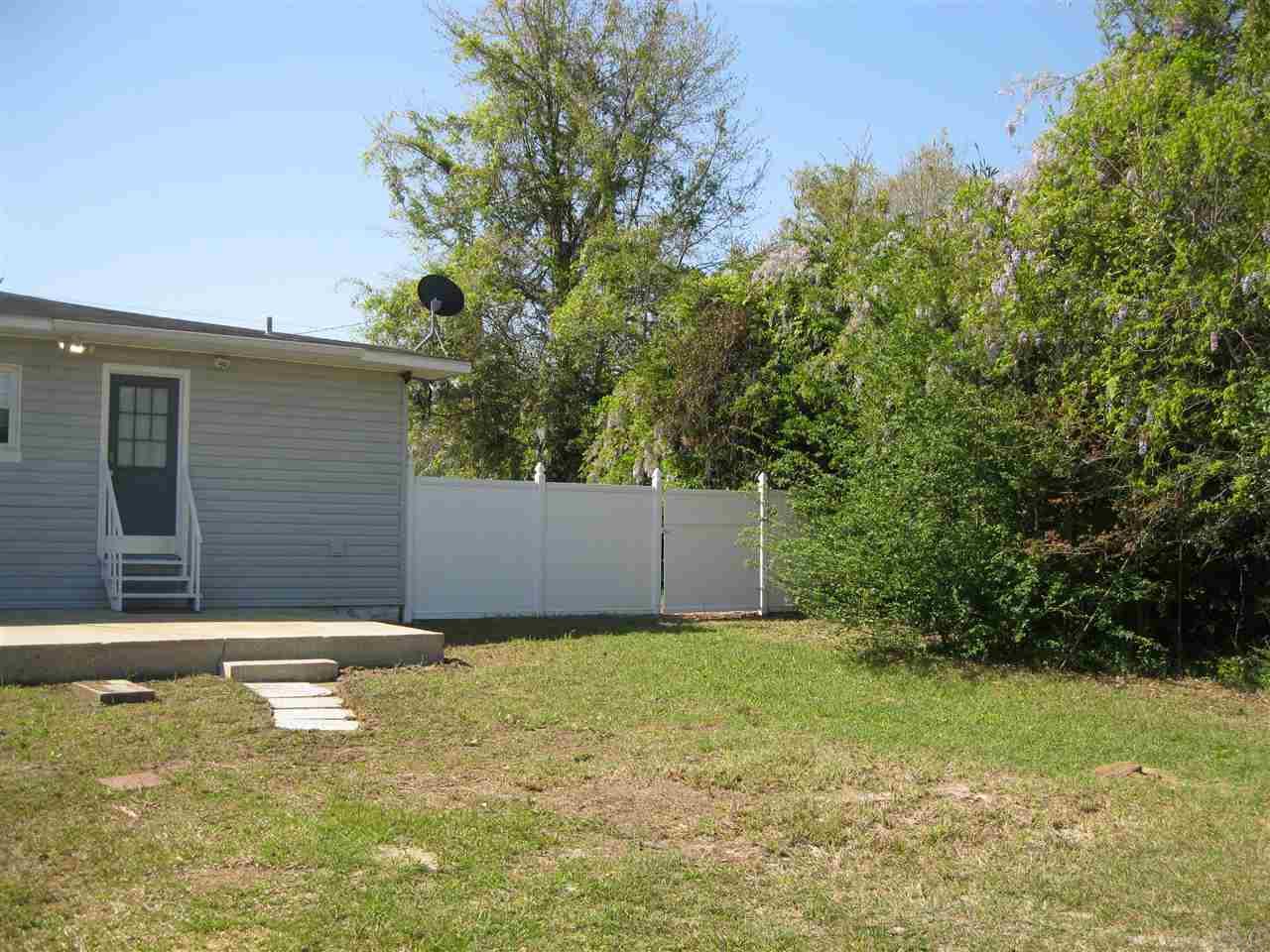 1098 McKenzie Road Cantonment, FL 32533 - Photo 47 of 50