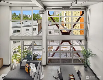 $1,150,000 | 1310 East Union Street, Unit 401, Seattle, WA 98122