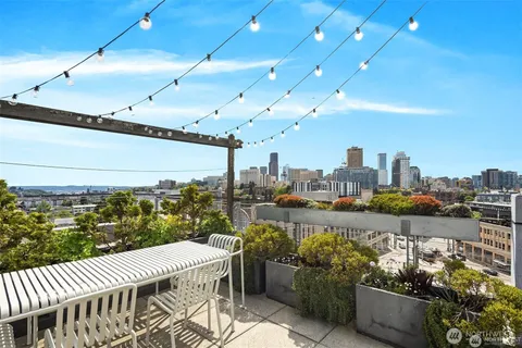 $1,150,000 | 1310 East Union Street, Unit 401, Seattle, WA 98122