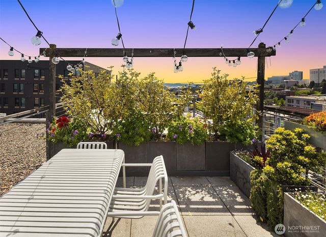 $1,150,000 | 1310 East Union Street, Unit 401, Seattle, WA 98122