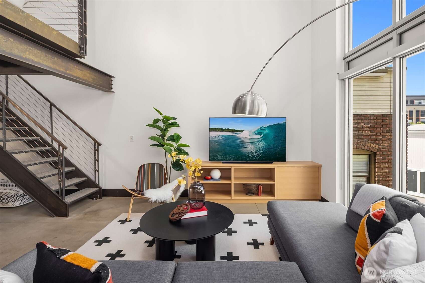 1310 East Union Street, Unit 401 Seattle, WA 98122 - Photo 5 of 39