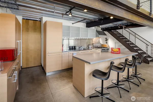 $1,150,000 | 1310 East Union Street, Unit 401, Seattle, WA 98122