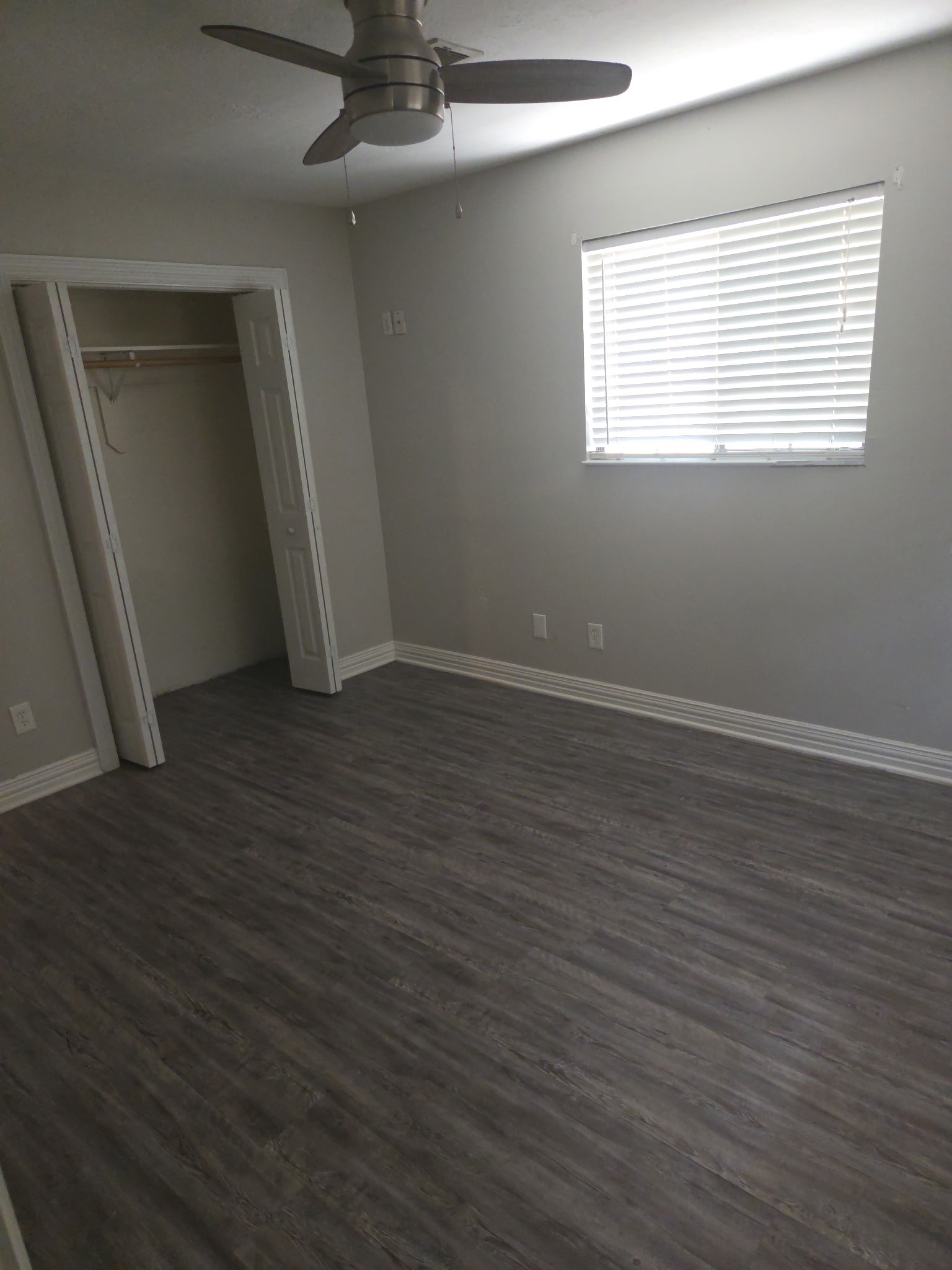 1246 Mitchell Road Houston, TX 77037 - Photo 19 of 39