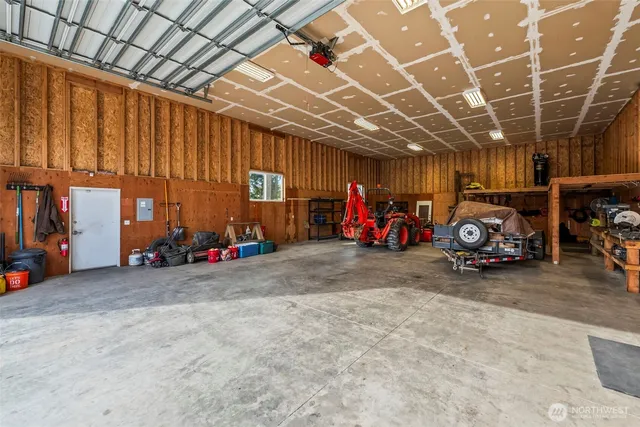 $1,125,000 | 805 293rd Street East, Roy, WA 98580