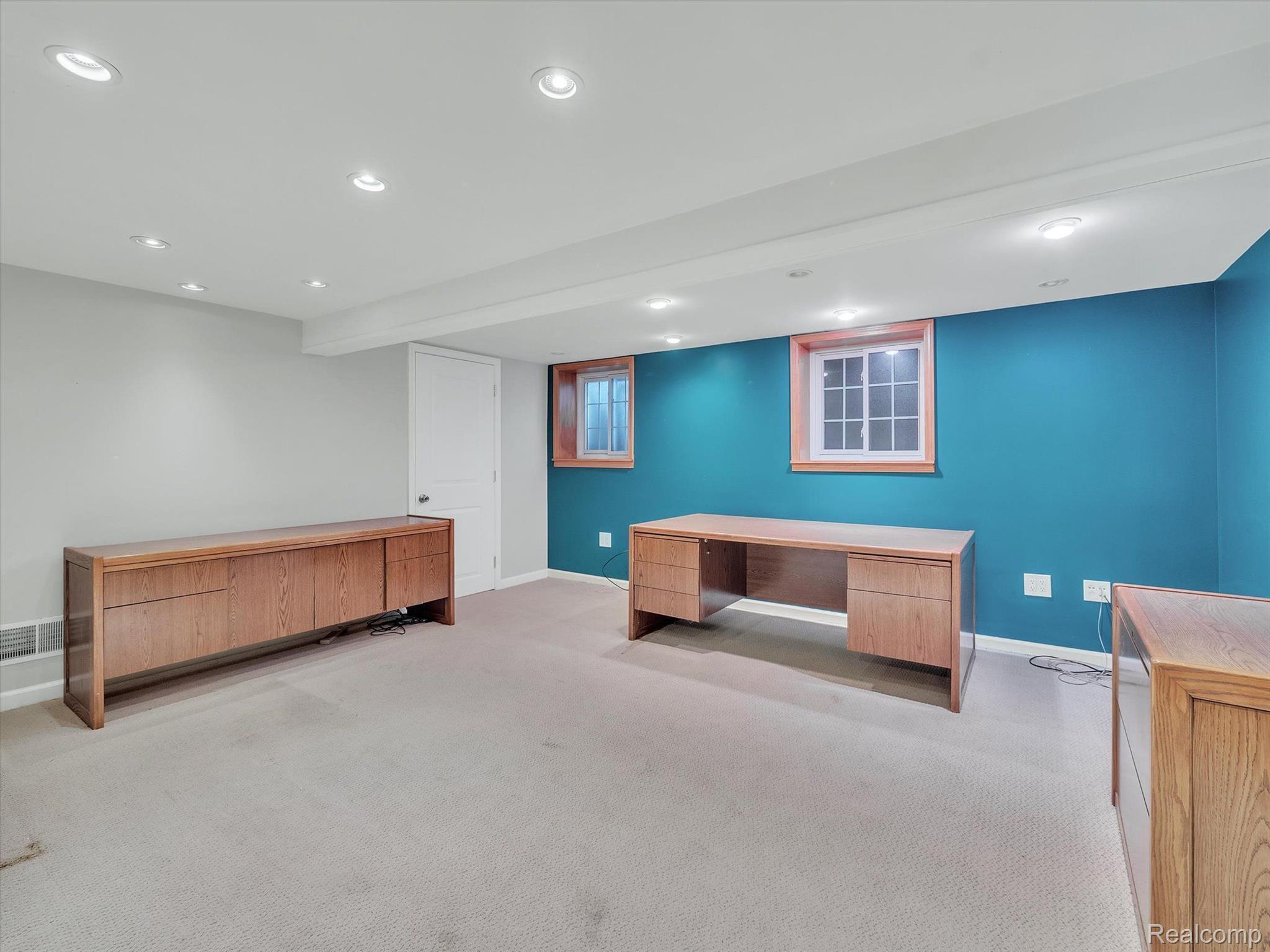 222 Heights Road Lake Orion, MI 48362 - Photo 45 of 69 Gallery Image 45