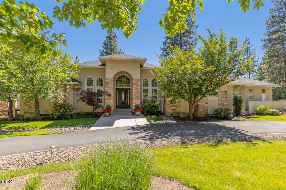 11810 Merganser Road Klamath Falls, OR 97601 - Photo 2 of 117