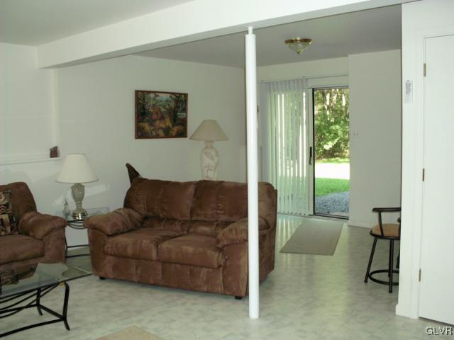 124 Sterner Run Road Kunkletown, PA 18058 - Photo 4 of 18 Gallery Image 4