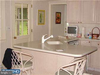 808 Hunt Road Newtown Square, PA 19073 - Photo 7 of 12 Kitchen