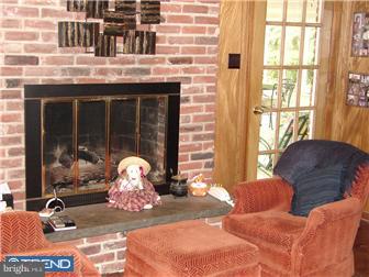 808 Hunt Road Newtown Square, PA 19073 - Photo 8 of 12 Family Room