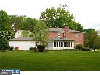 808 Hunt Road Newtown Square, PA 19073 - Photo 9 of 12 Exterior Back
