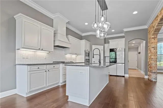 $590,000 | 1309 Anna Lane, Alexandria, LA 71303