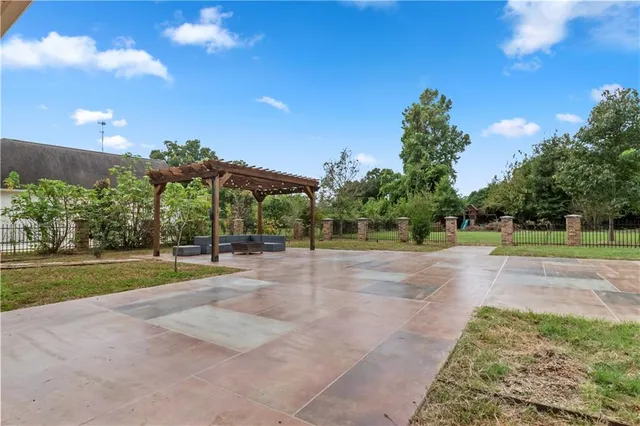 $590,000 | 1309 Anna Lane, Alexandria, LA 71303