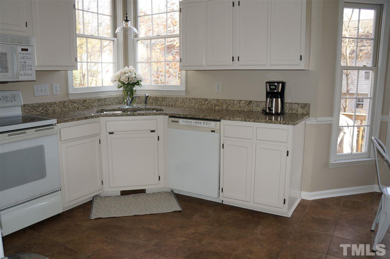 8608 Chalcombe Court Raleigh, NC 27615 - Photo 11 of 25 Gallery Image 11