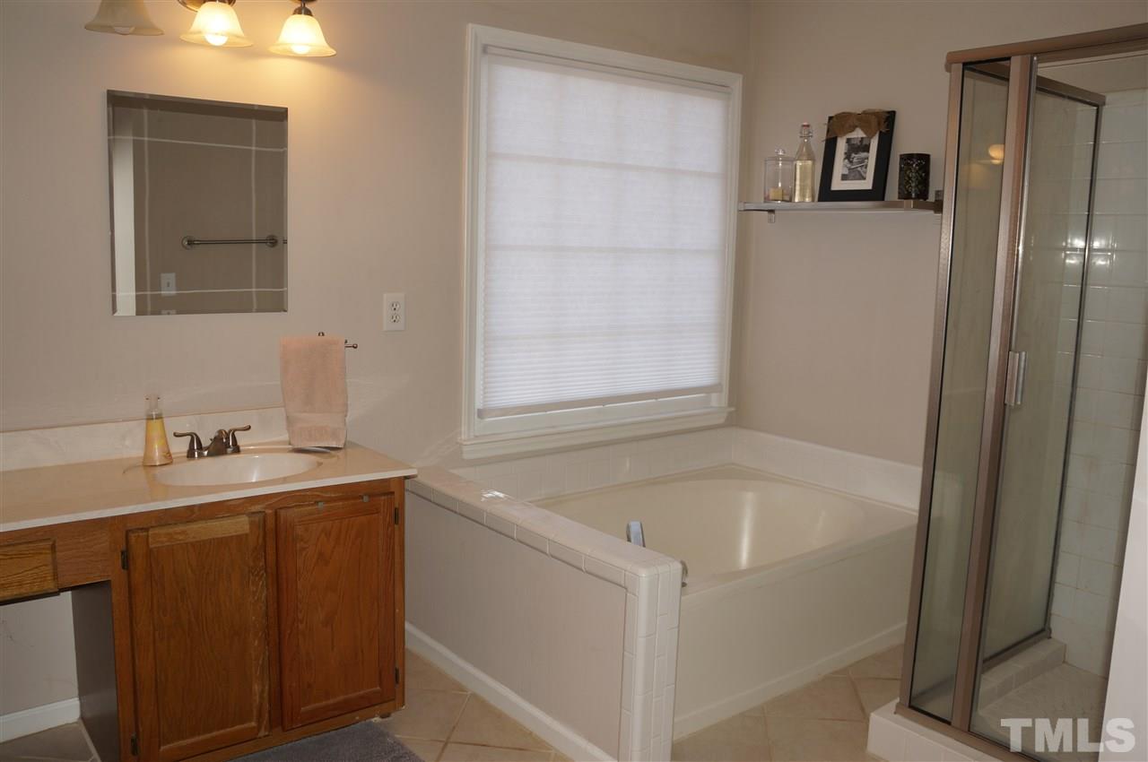 8608 Chalcombe Court Raleigh, NC 27615 - Photo 18 of 25 Gallery Image 18