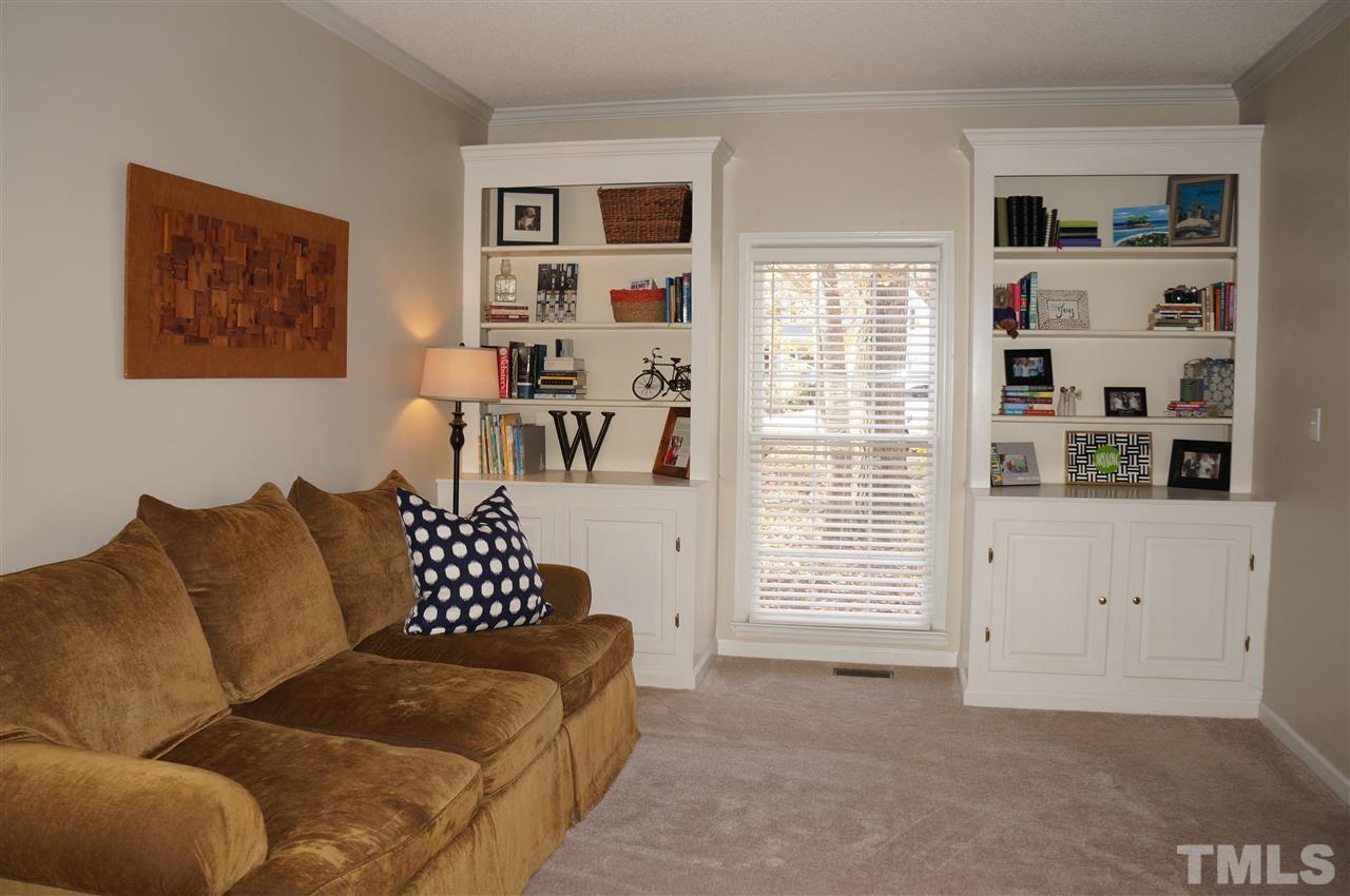 8608 Chalcombe Court Raleigh, NC 27615 - Photo 6 of 25 Gallery Image 6