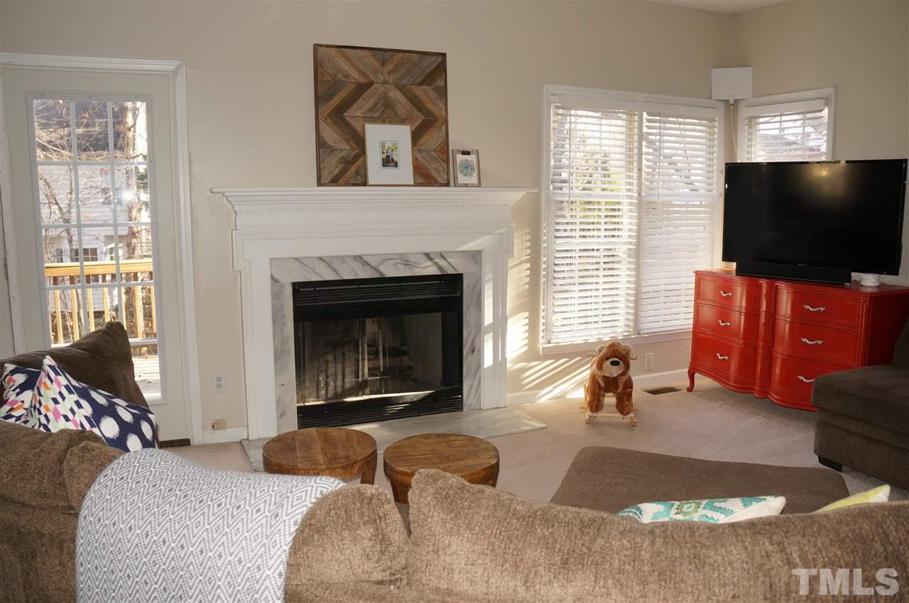 8608 Chalcombe Court Raleigh, NC 27615 - Photo 9 of 25 Gallery Image 9