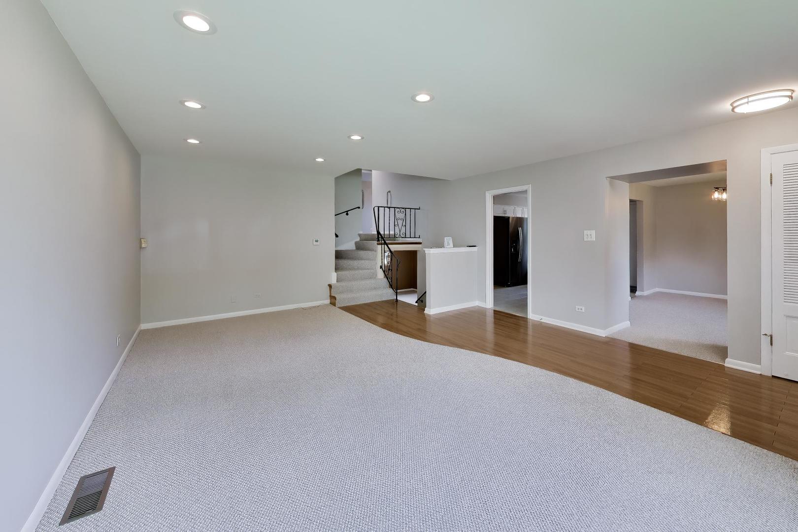 7630 Beckwith Road Morton Grove, IL 60053 - Photo 6 of 37