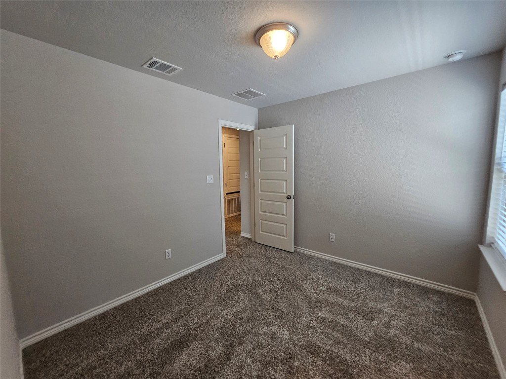 1721 Artesian Spgs Crossing Leander, TX 78641 - Photo 31 of 40