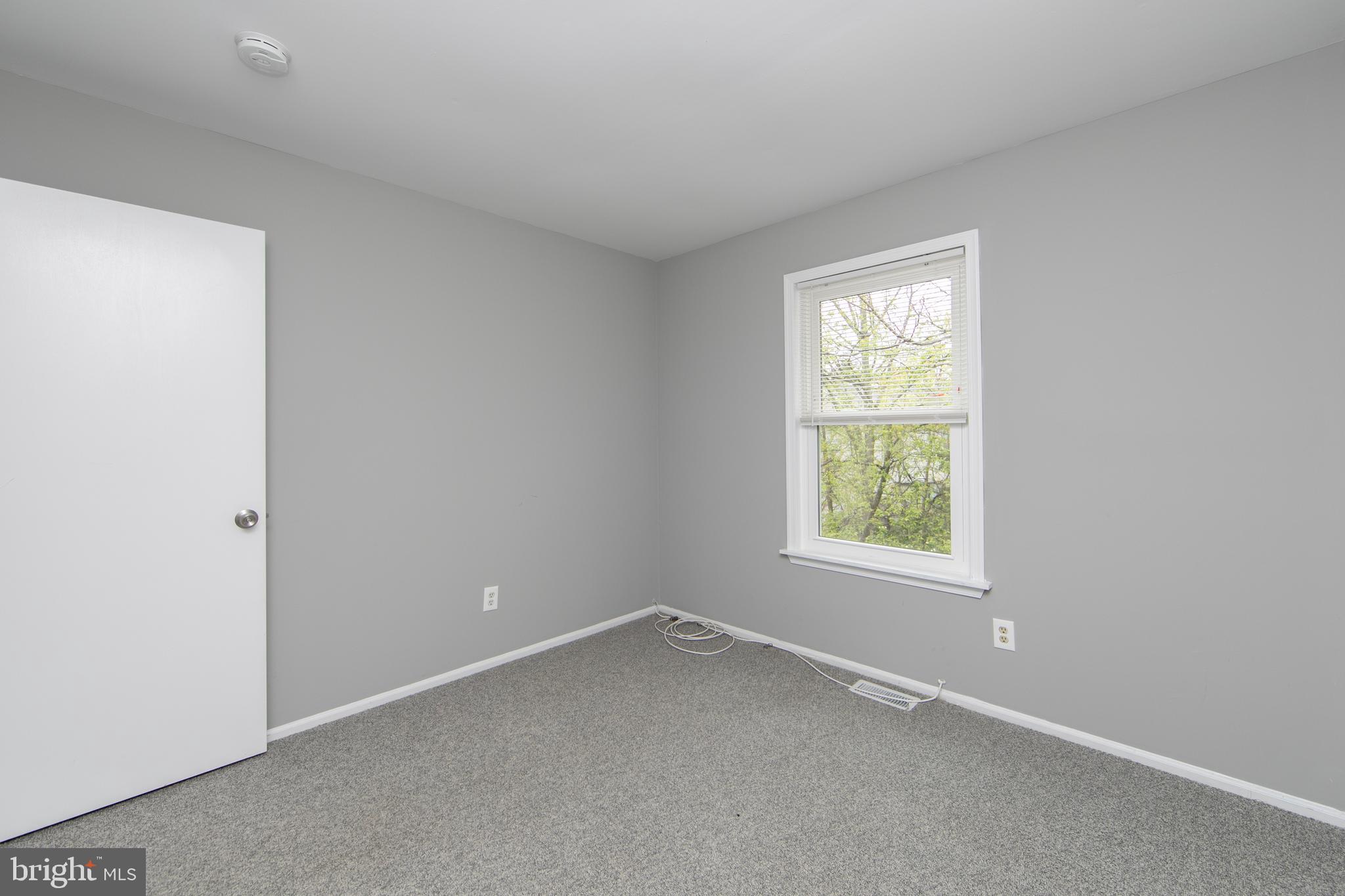 5401 Red Haven Drive Evesham, NJ 08053 - Photo 31 of 35 an empty room with a window