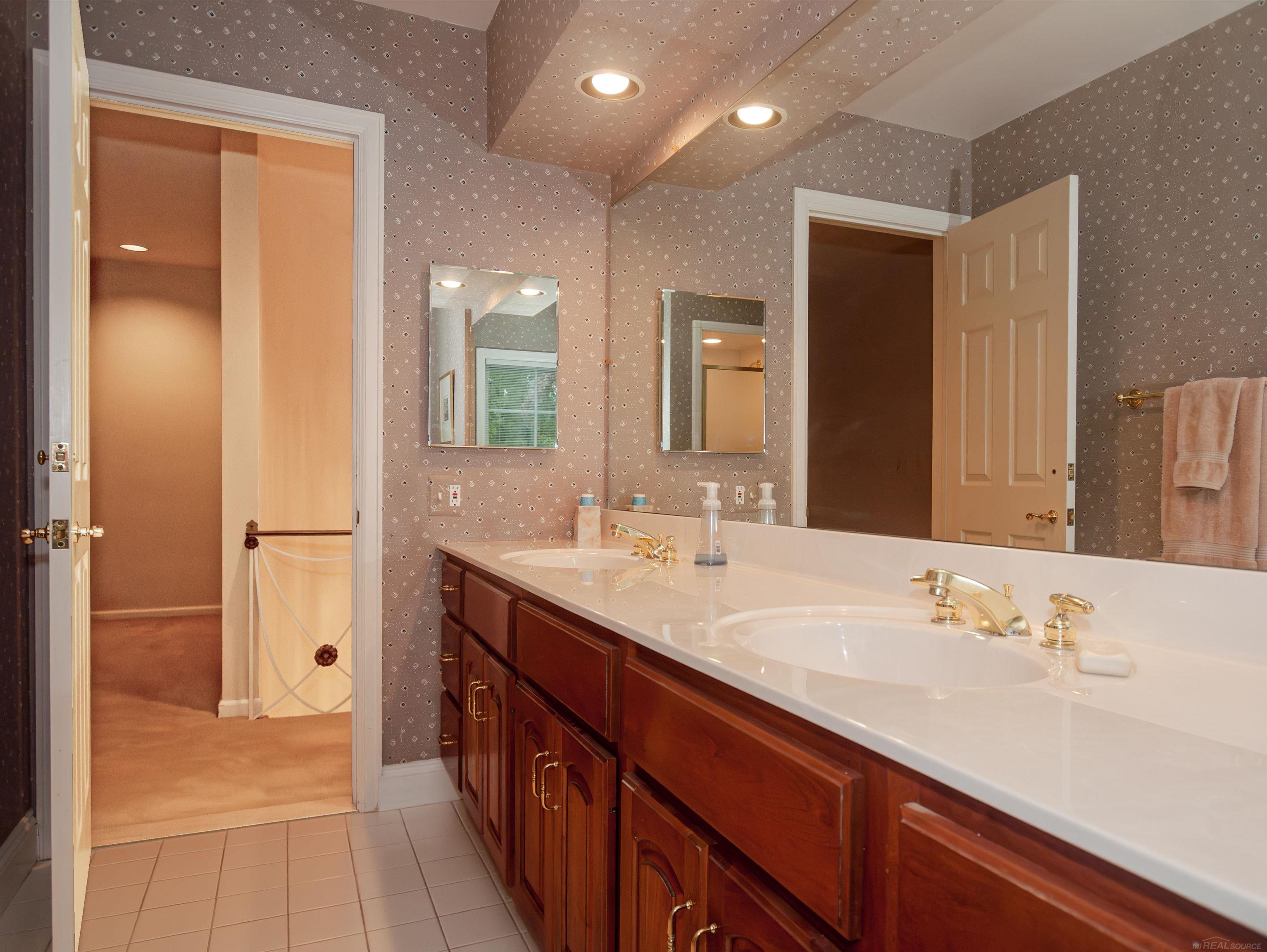 570 Oxford Road Grosse Pointe Woods, MI 48236 - Photo 71 of 99