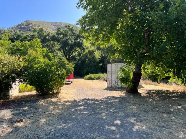 $295,000 | 5128 West State 20 Highway, Upper Lake, CA 95485