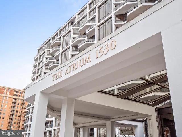 $3,795 | 1530 Key Boulevard, Unit 924, Arlington, VA 22209