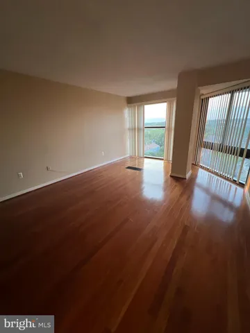 $3,795 | 1530 Key Boulevard, Unit 924, Arlington, VA 22209