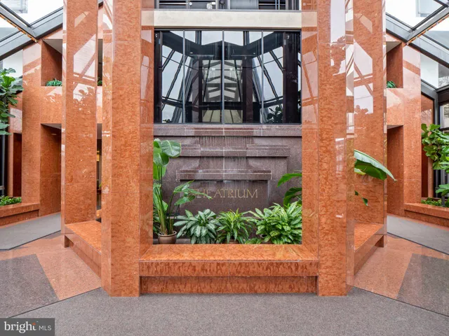 $3,795 | 1530 Key Boulevard, Unit 924, Arlington, VA 22209