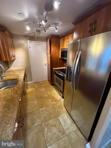 $3,795 | 1530 Key Boulevard, Unit 924, Arlington, VA 22209