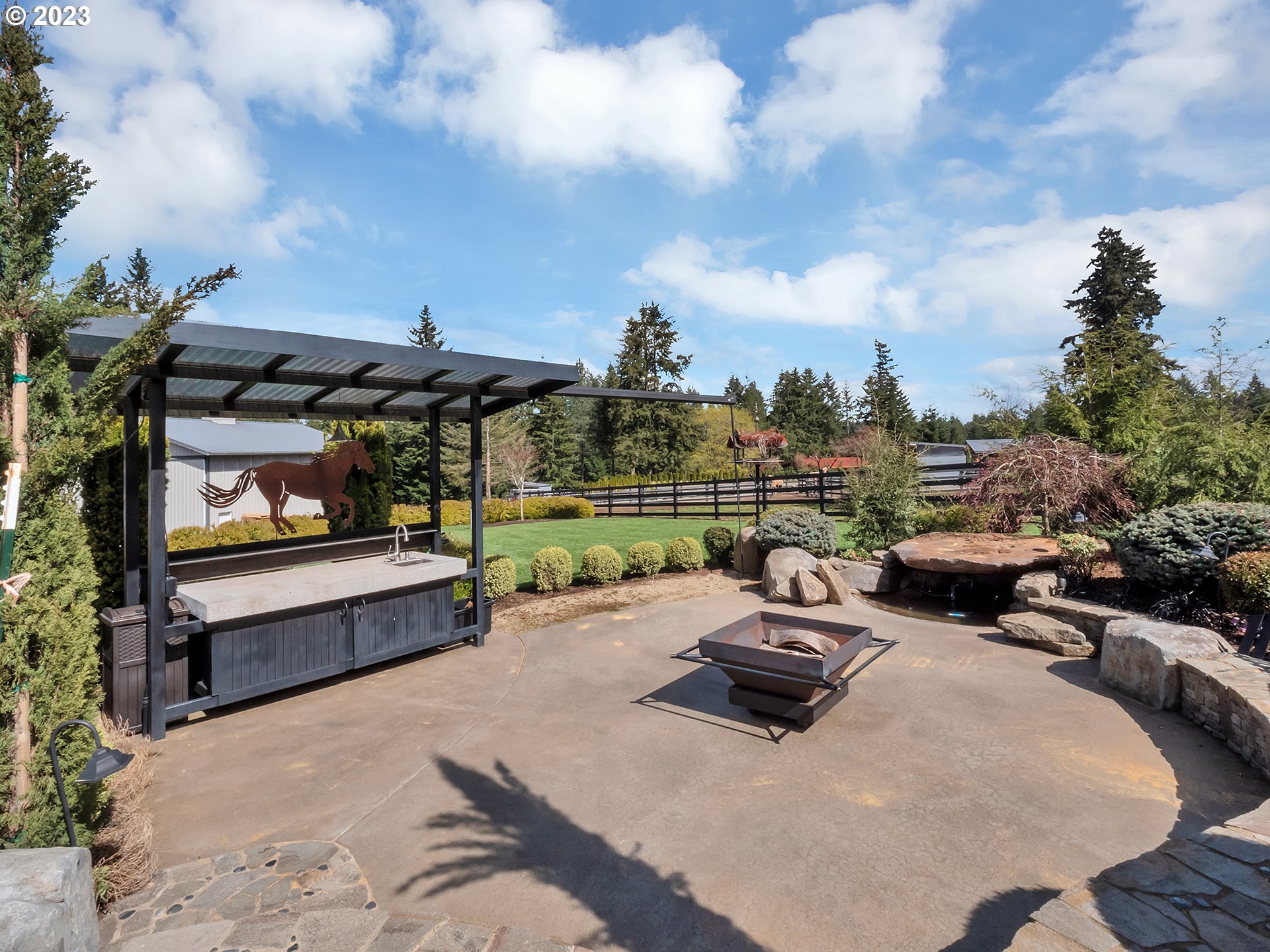 21285 South Lower Highland Road Beavercreek, OR 97004 - Photo 17 of 48 Gallery Image 17