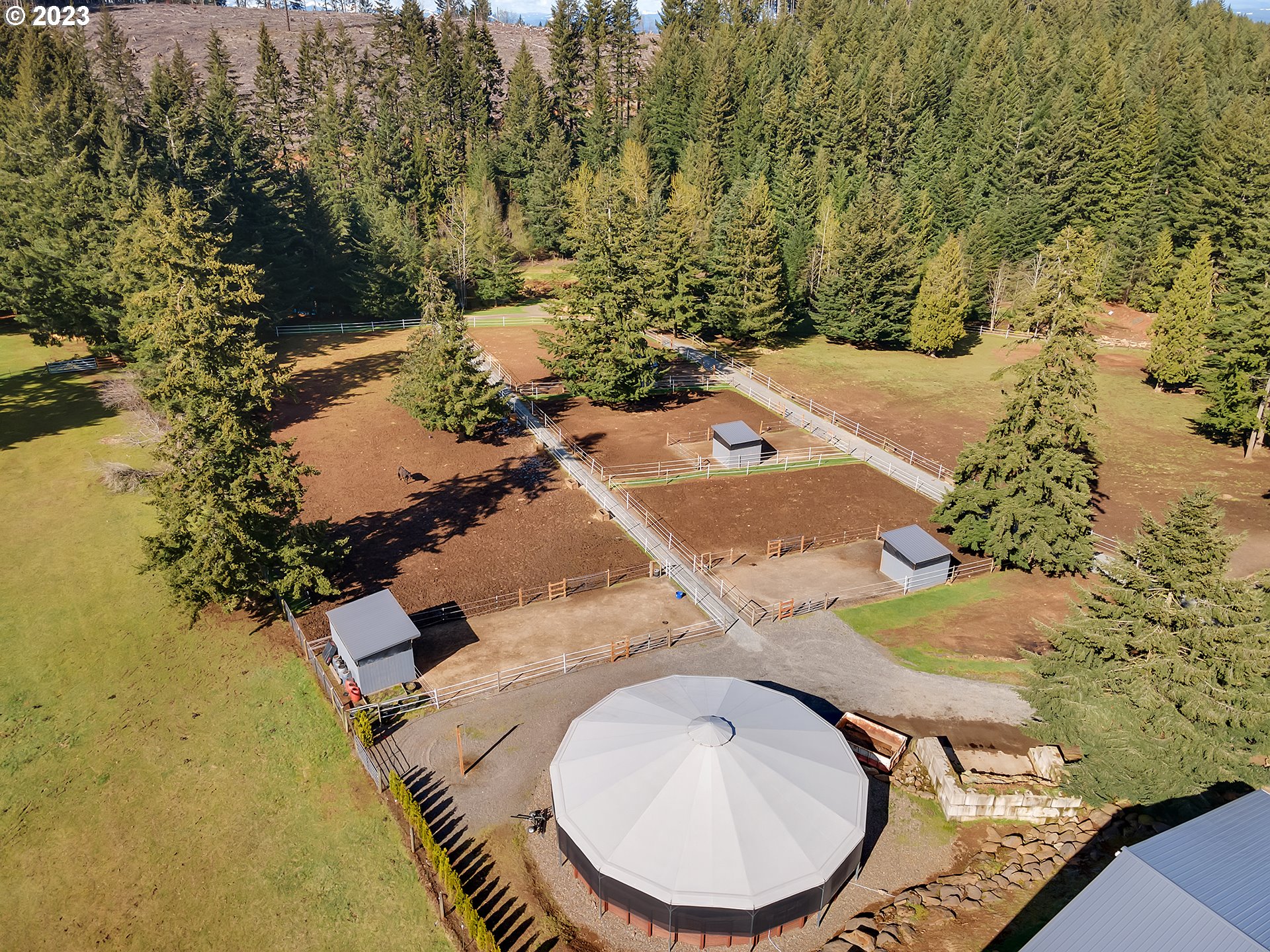 21285 South Lower Highland Road Beavercreek, OR 97004 - Photo 32 of 48 Gallery Image 32