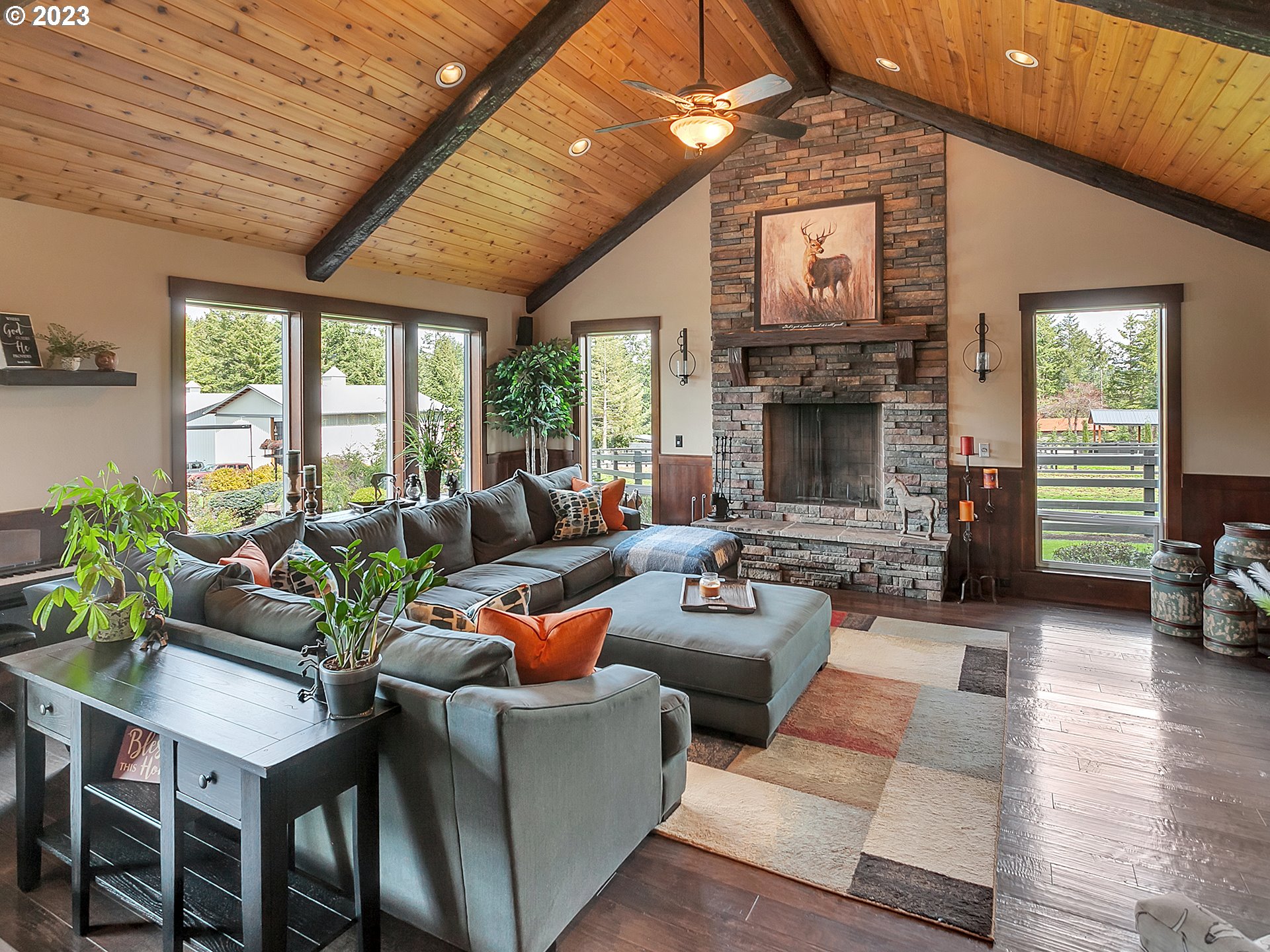 21285 South Lower Highland Road Beavercreek, OR 97004 - Photo 4 of 48 Gallery Image 4