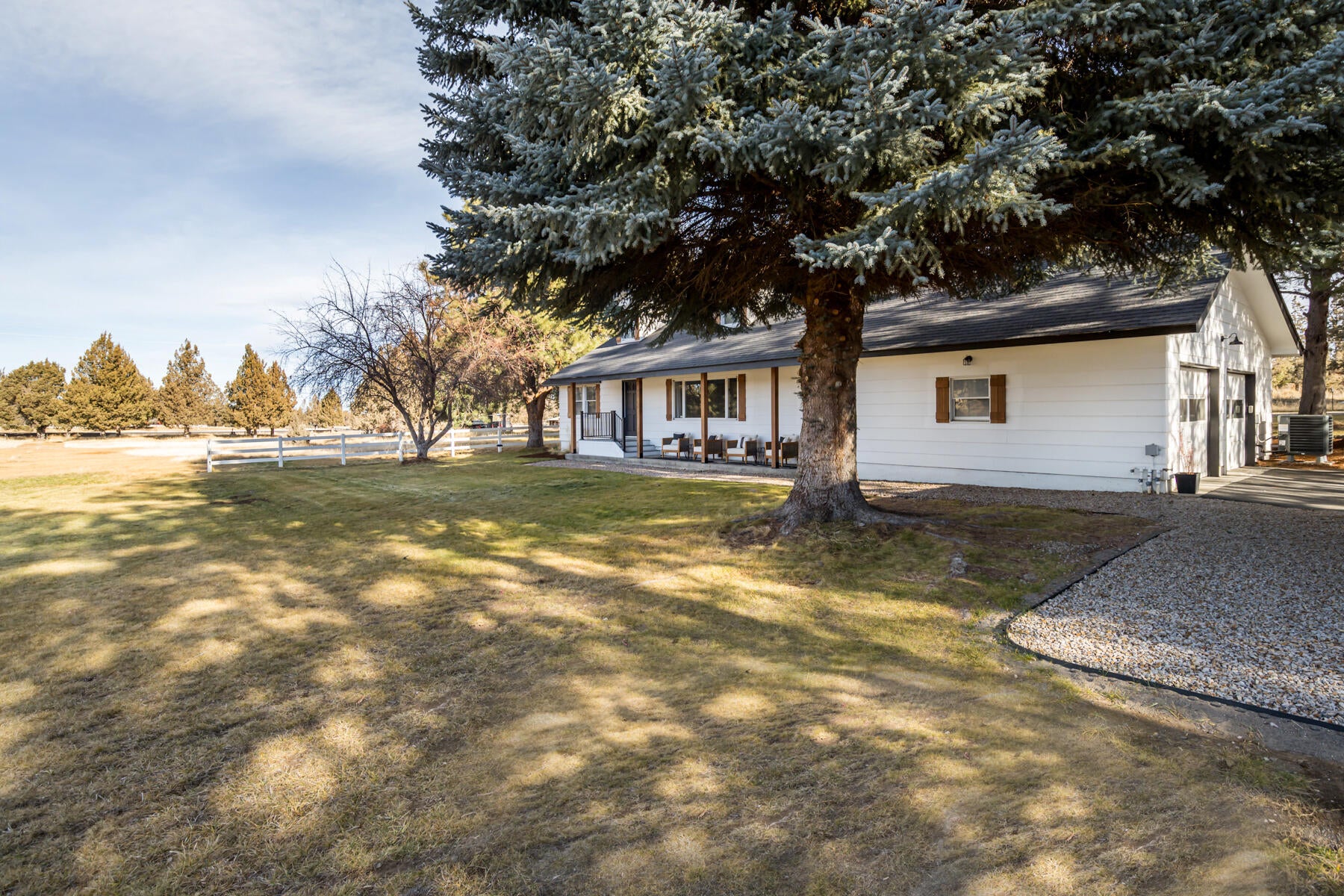 22135 Neff Road Bend, OR 97701 - Photo 33 of 42 JH5_2563