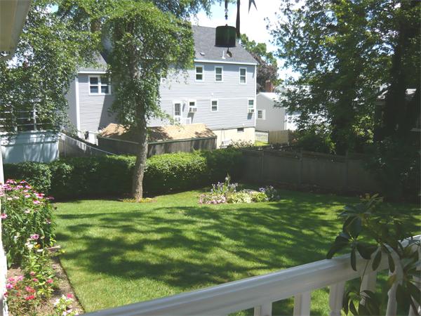 35 Oak Ridge Road Lynn, MA 01904 - Photo 2 of 16 Gallery Image 2