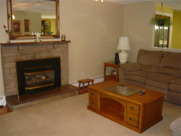 35 Oak Ridge Road Lynn, MA 01904 - Photo 6 of 16 Gallery Image 6