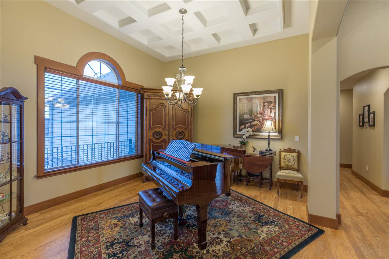 10609 North Alberta Road Spokane, WA 99208 - Photo 5 of 20