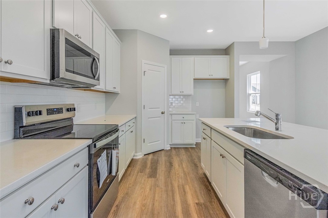 233 Bircholt Grove Pooler, GA 31322 - Photo 21 of 28 Kitchen
